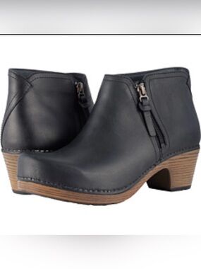 Dansko Max Black Leather Side-Zip Ankle Boots In Black-Sz EU 40-US 9.5-10